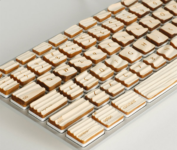 Prachtig toetsenbord is gemaakt van hout