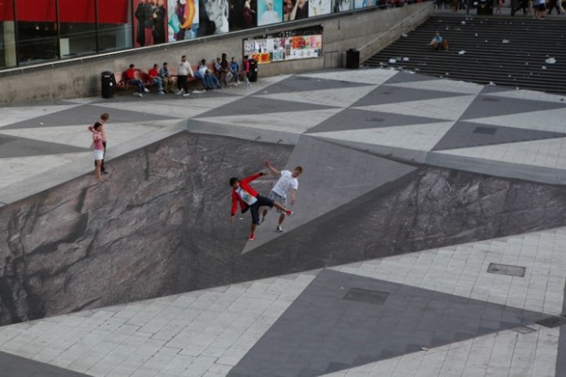 3D-straatkunst: Mind your step
