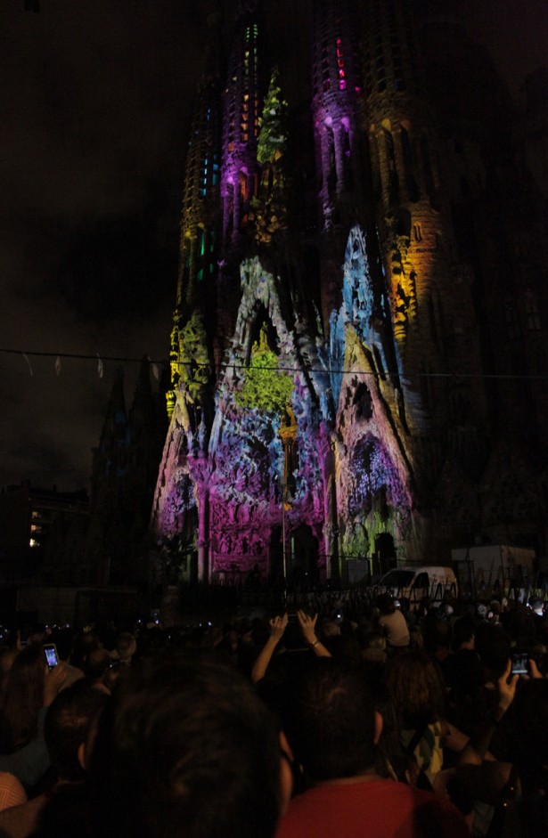 Projection mapping op de Sagrada Familia