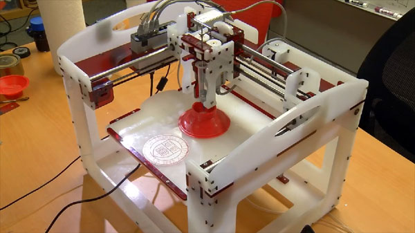 Een luidspreker waarvan zelfs de elektronica gemaakt is met een 3D-printer