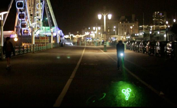 Met de prijzige Blaze voorzie je jouw fiets van laserverlichting