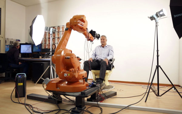 Deze industriële robot maakt extreem gedetailleerde portretfoto’s