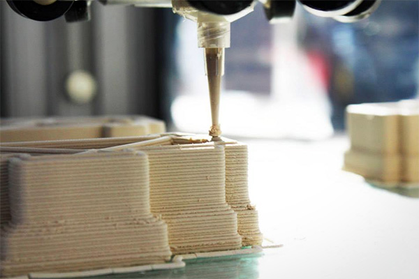 De Wasp 3D-printer gebruikt modder om goedkope huizen te bouwen