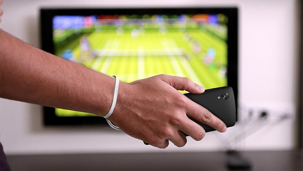 Gratis game verandert je smartphone in een tennisracket