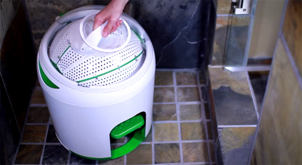 Drumi: de draagbare wasmachine die elektriciteit verbruikt