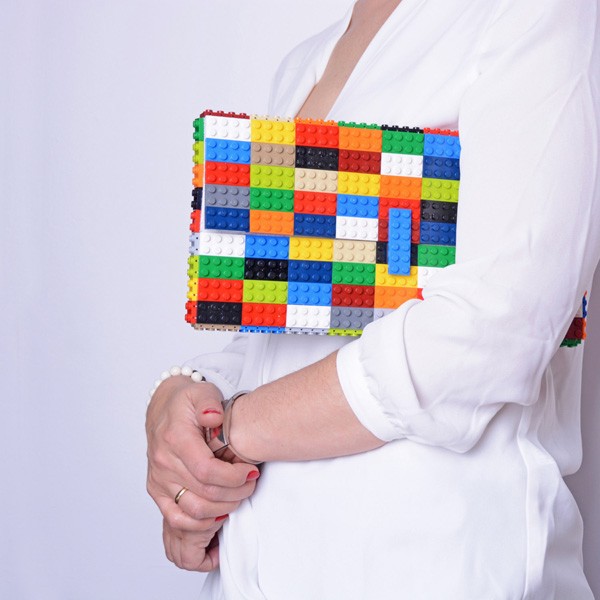 Stylish: handtassen gemaakt van LEGO