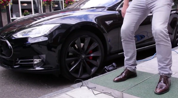 Pavegen: laad je Tesla op met voetstappen