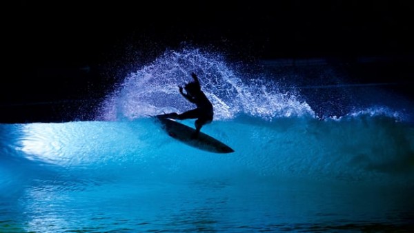wavegarden-nacht-surfen