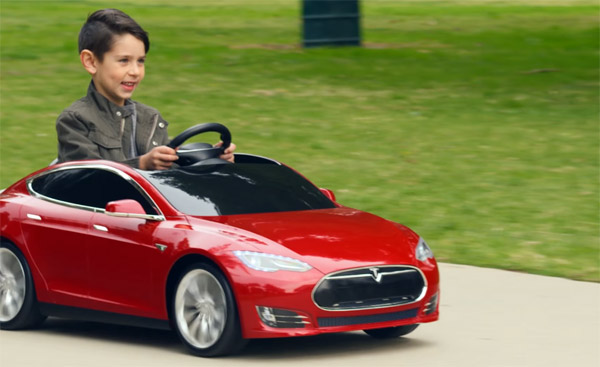rollen documentaire Beschuldiging Er is nu ook een Tesla Model S voor kinderen