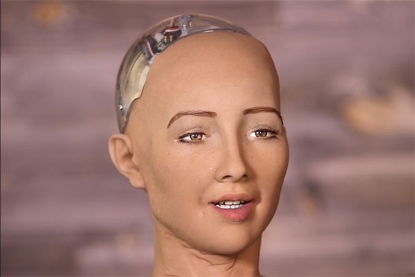 Het gebeurt echt: deze robot gaat de mensheid vernietigen