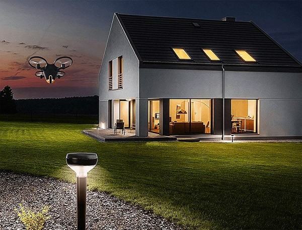Sunflower Home Awareness System bewaakt je huis met een drone