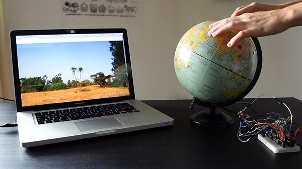 Haal vakantieherinneringen op met deze interactieve globe