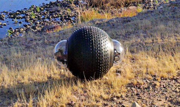 Guardbot: een bolvormige robot die elk terrein bedwingt