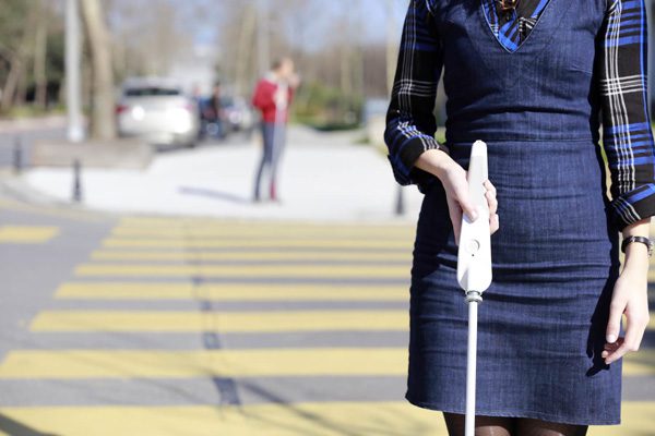 WeWalk: de slimme stok voor blinden en slechtzienden