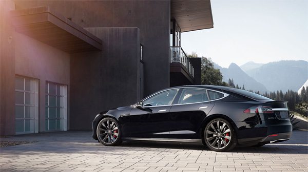 Tesla Model S Plaid: 800+ kilometer bereik, 320 km/u topsnelheid